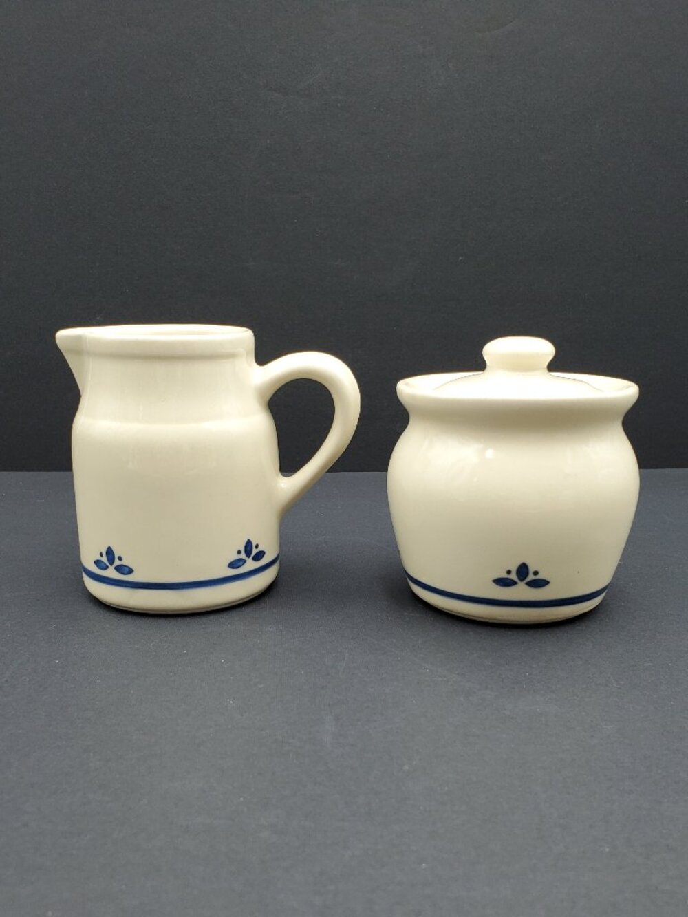 Friendship Pottery Roseville Ohio Blue Flowers Creamer & Sugar Bowl with Lid